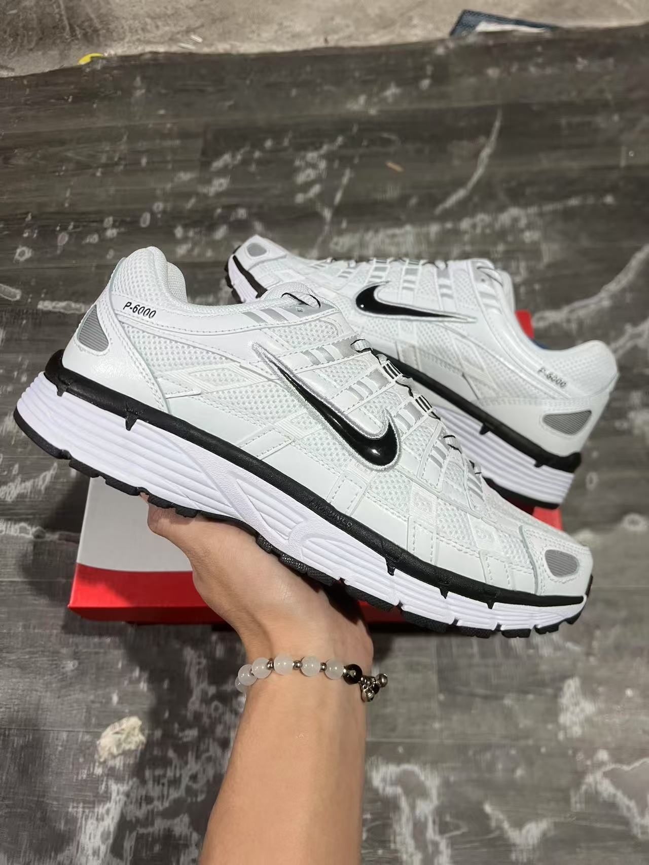 F2-NIKE-P-6000 PREMIUM