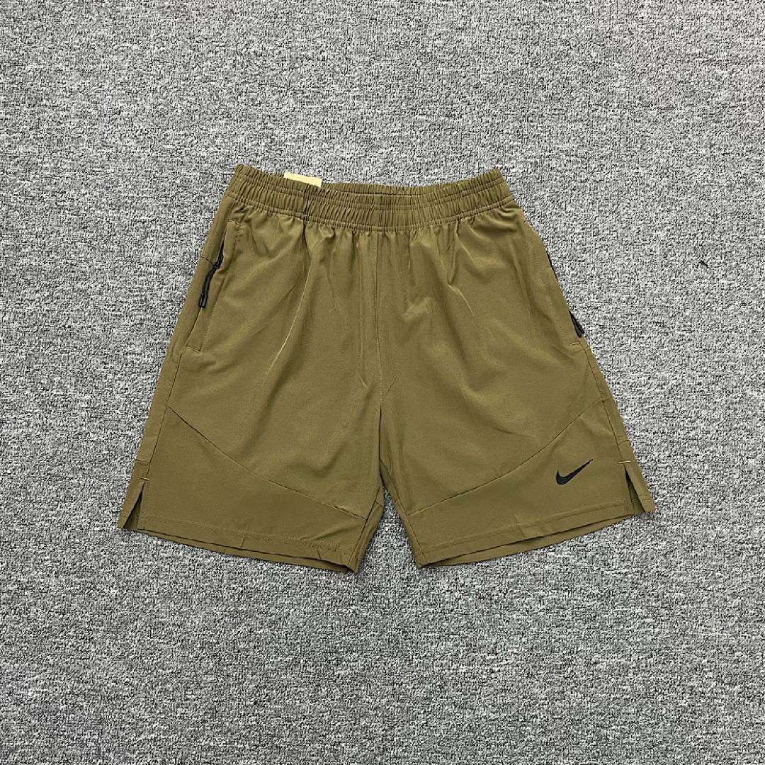 Woven Track Shorts V185