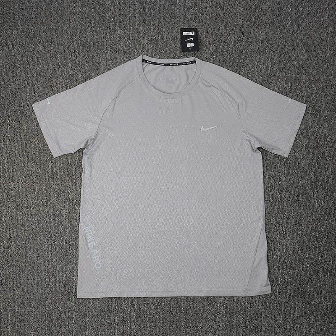 Essential Sport Tee V238