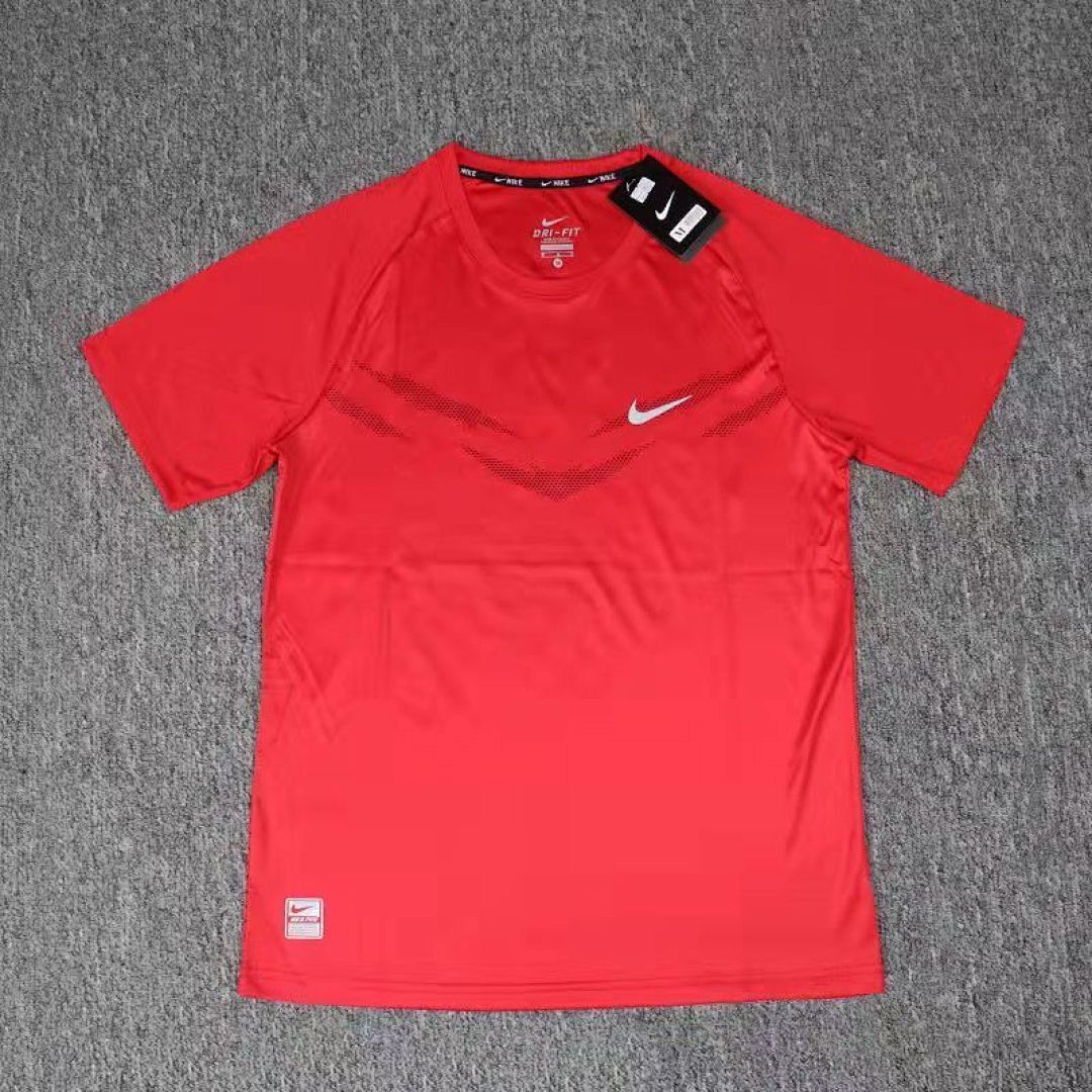 Activewear Graphic Tee V318